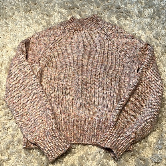 NWOT Beautiful Sweater - Picture 3 of 4